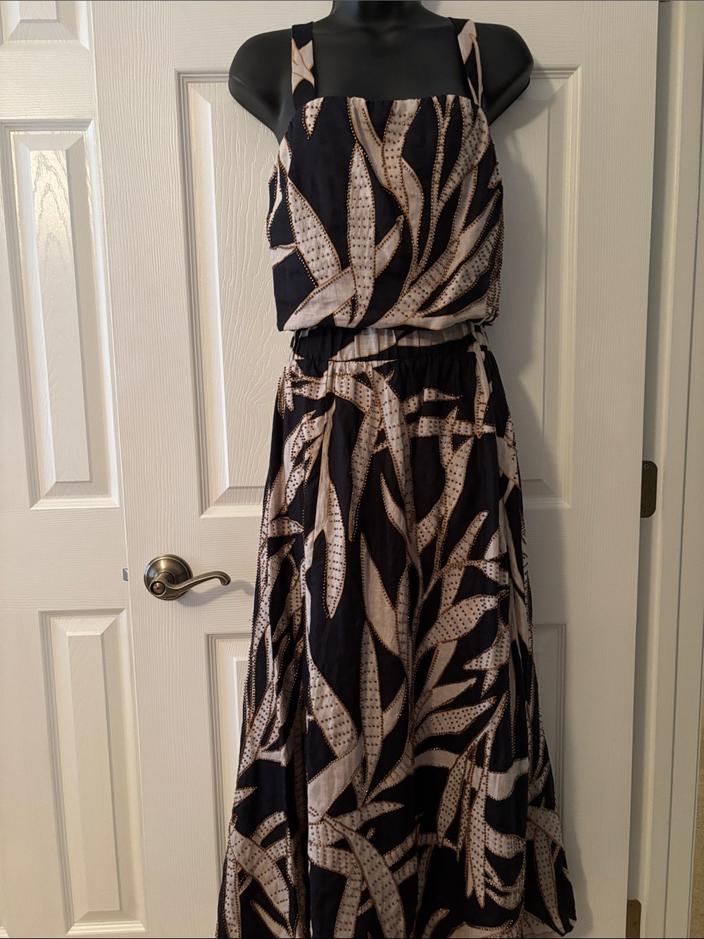 NWT Stunning 2 Piece Beaded Linen Skirt Set!